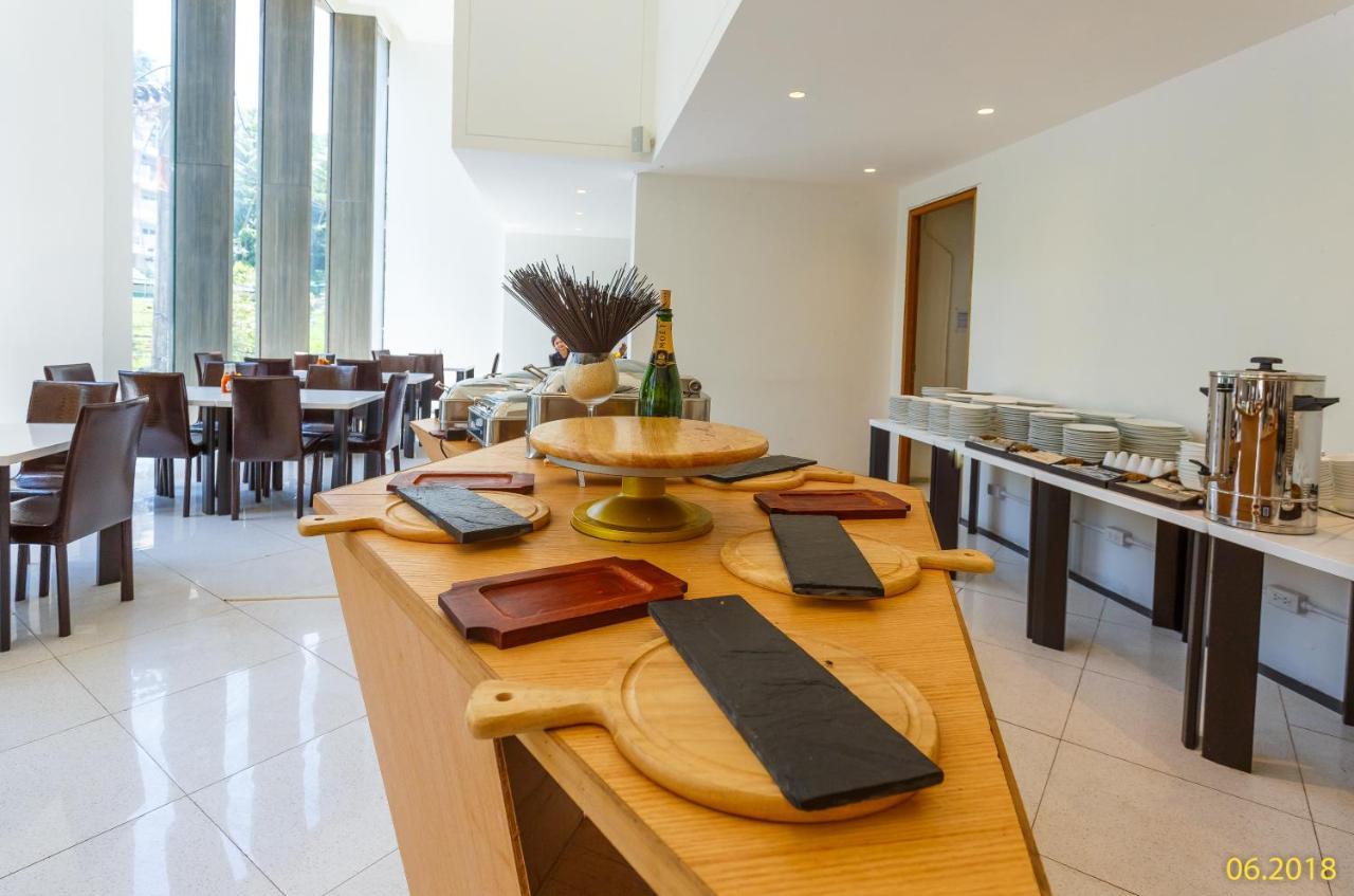 The Aristo Beach By Holy Cow, Studio, Mountain View หาดสุรินทร์ ภายนอก รูปภาพ